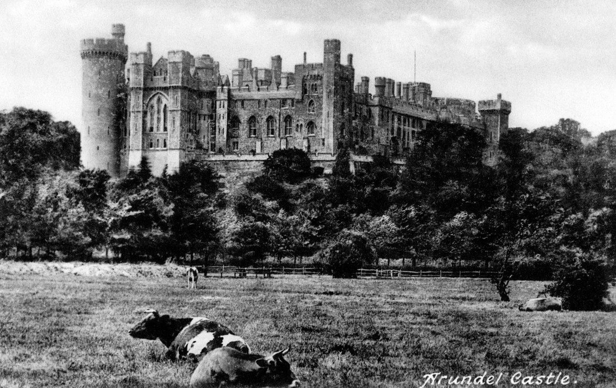 Zamek Arundel, West Sussex, początek XX wieku. autorstwa Frith and Co