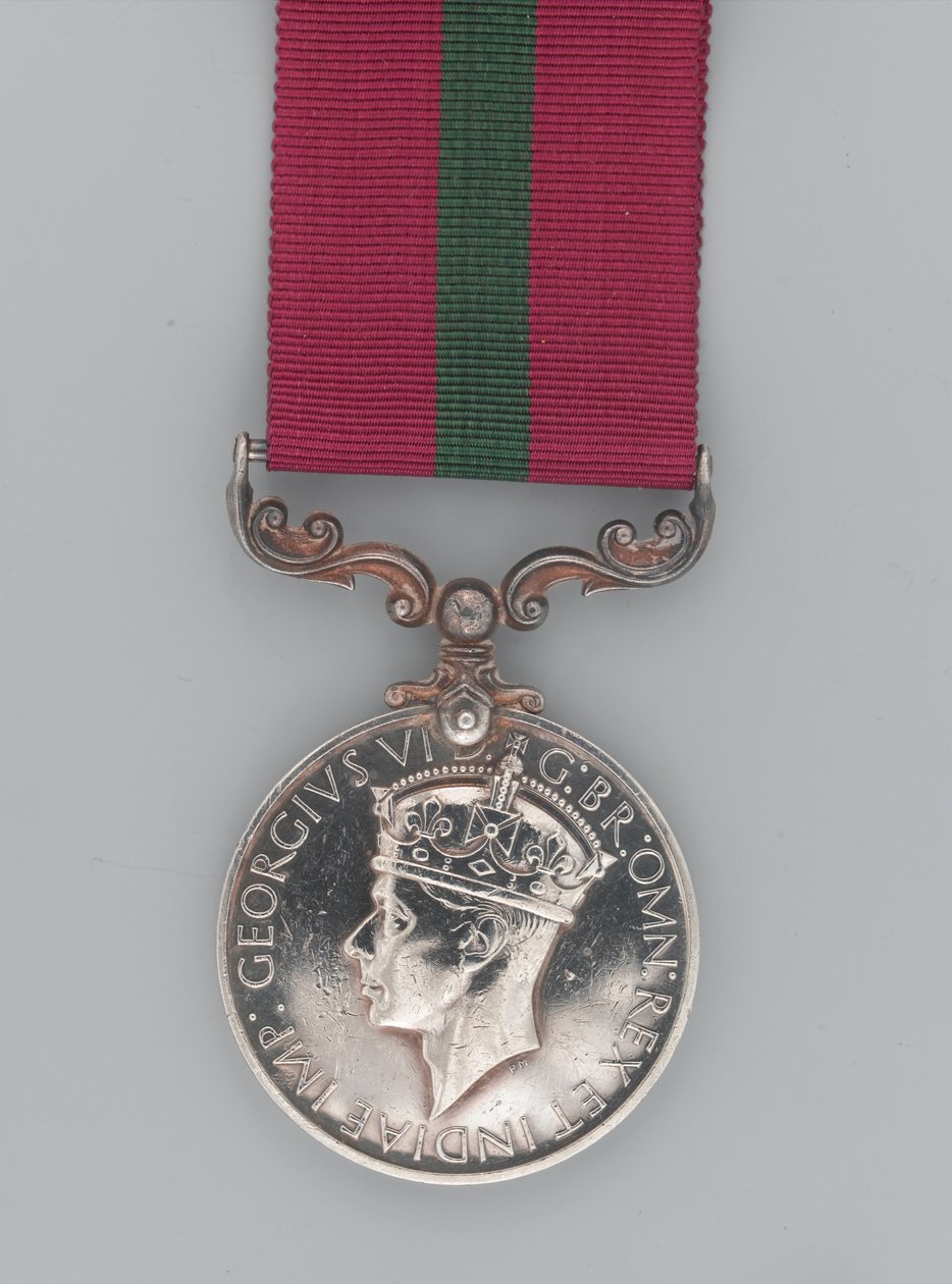 Medal za długoletnią służbę i dobre postępowanie, sierżant pułku major Hassan Jabir, Królewscy strzelcy afrykańscy autorstwa Gaetano Matteo Monti