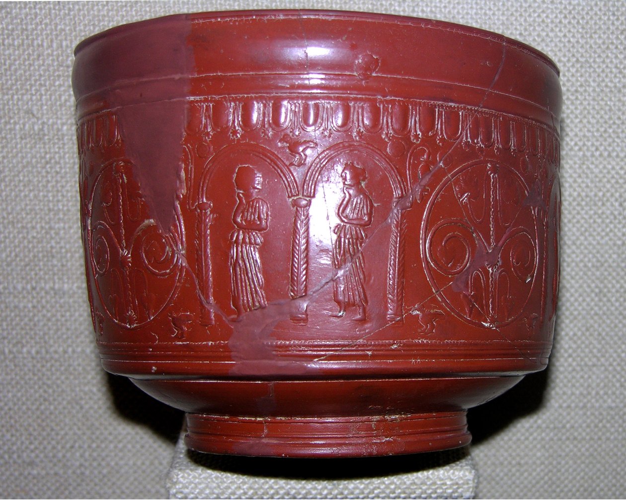 Puchar Dragondorffa, z Graufesenque, ok. 150 p.n.e. (terakota) autorstwa Gallo Roman