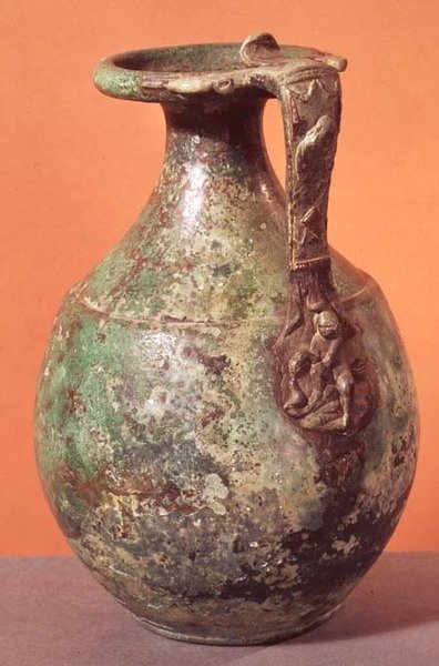Oinochoe, z Etreux (brąz) autorstwa Gallo Roman