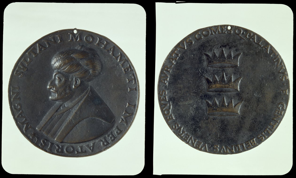 Medal portretowy, awers przedstawiający Sułtana Mehmeda II (1432-81) rewers przedstawiający trzy korony (brąz) autorstwa Gentile Bellini