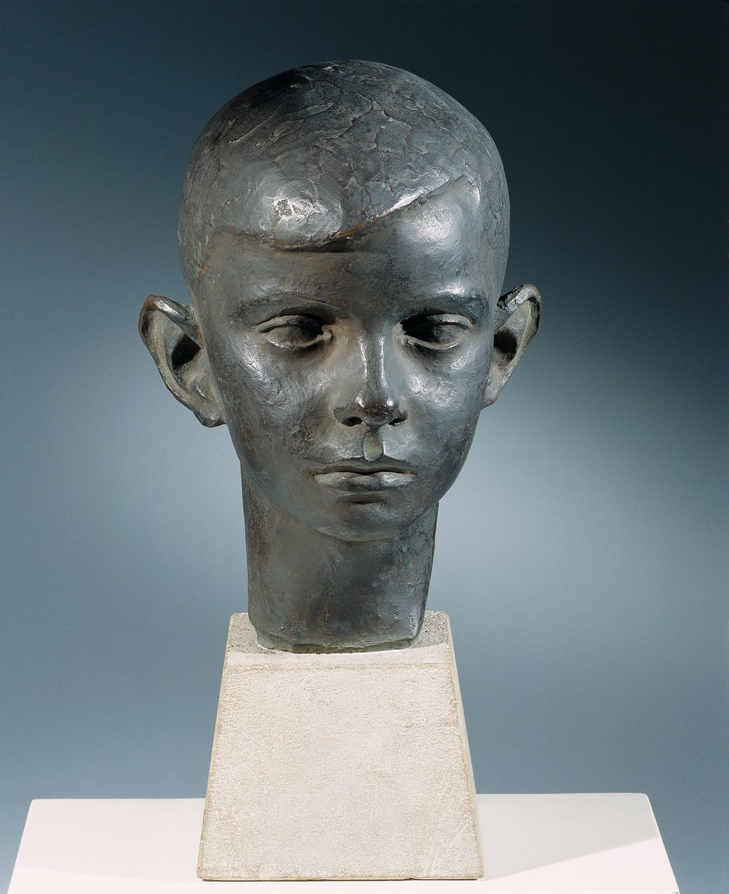 Głowa chłopca autorstwa Georg Kolbe