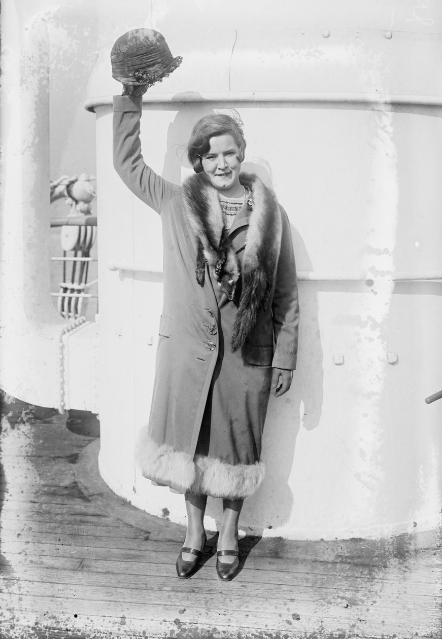 Gertrude Ederle wraca do domu w Nowym Jorku po przepłynięciu kanału, 1926 autorstwa George Grantham Bain