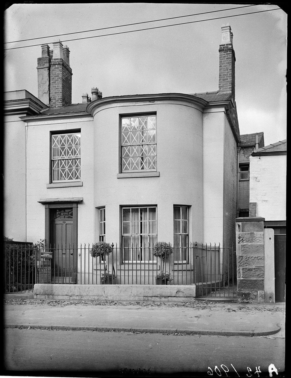 Ashbourne Road, Derby, 1942. autorstwa George Bernard Mason