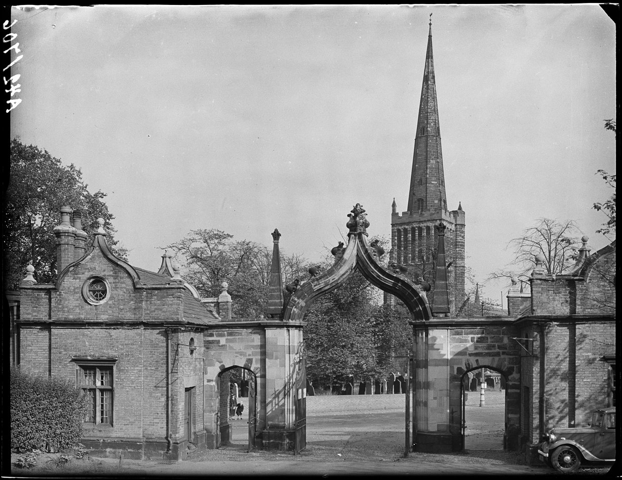 Aston Hall, Gateway, Witton Lane, Aston Park, Aston, Birmingham, 1941. autorstwa George Bernard Mason