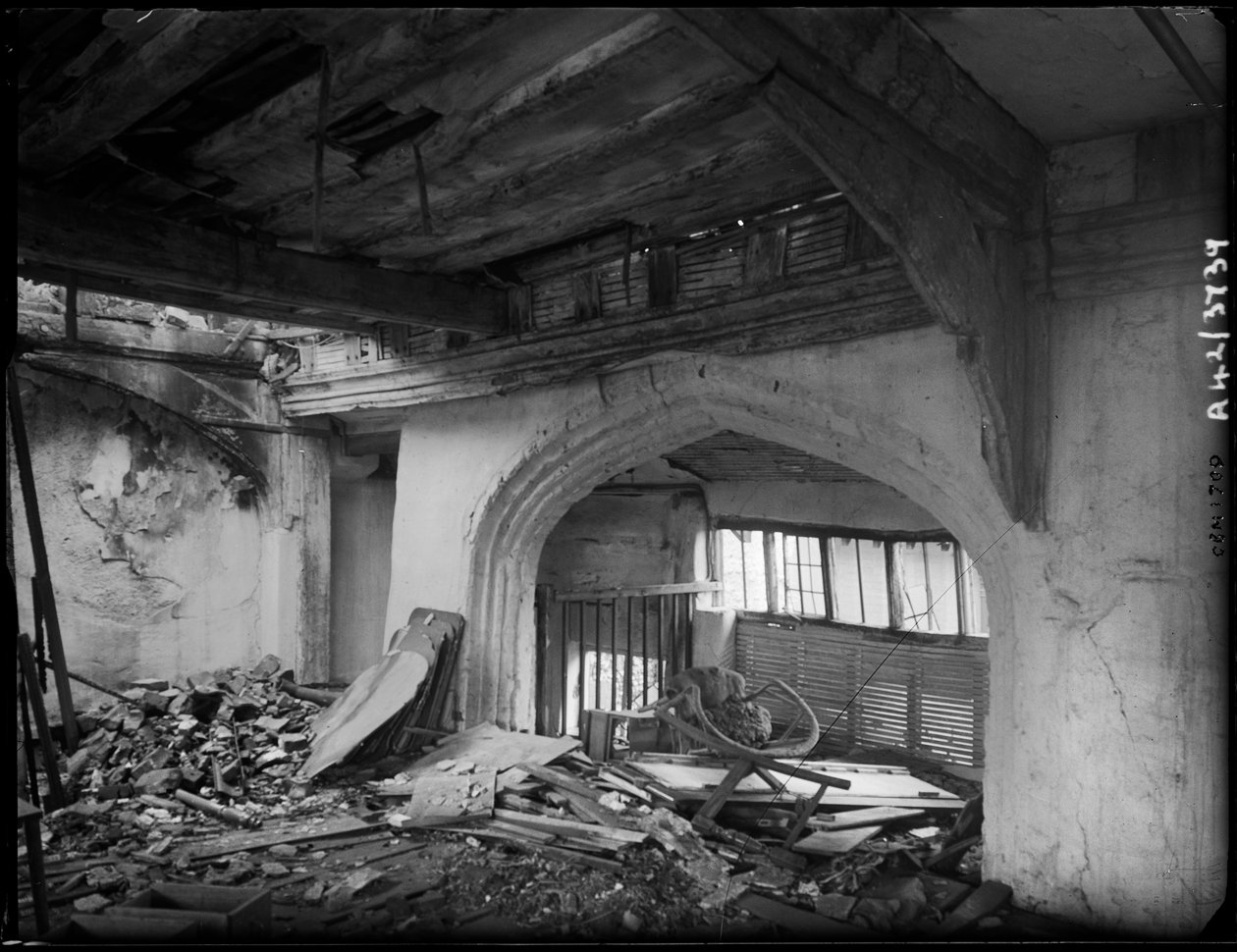Wielka Sala, 127 Oak Street, Norwich, Norfolk, 1942. autorstwa George Bernard Mason
