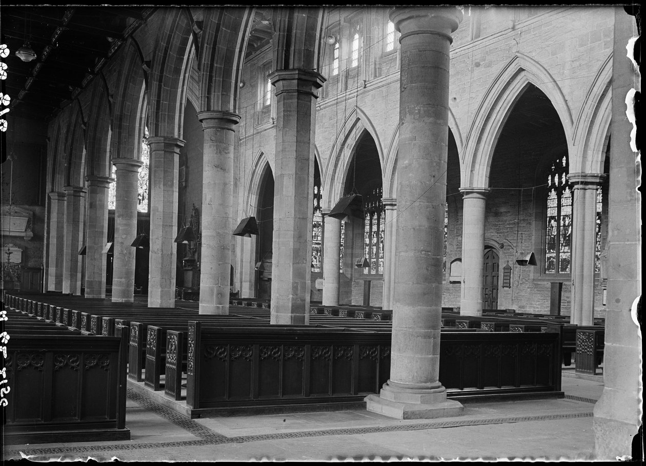 Katedra Wszystkich Świętych, Kirkgate, Wakefield, 1942. autorstwa George Bernard Wood