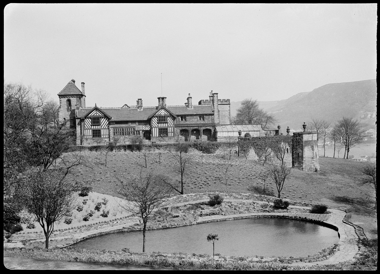 Shibden Hall, Shibden, Halifax, Calderdale, 1942. autorstwa George Bernard Wood