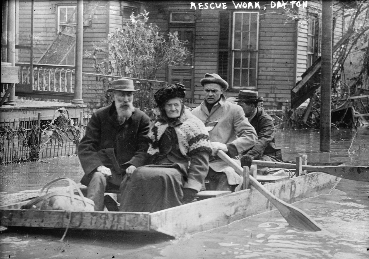 Akcja ratunkowa, Dayton autorstwa George Grantham   Bain News Service Bain