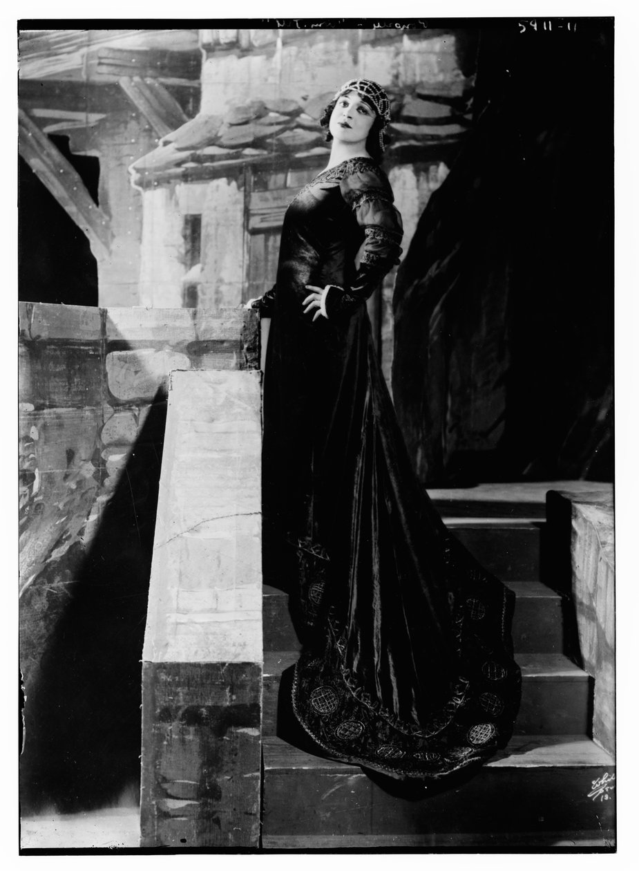 Rosa Ponselle w „William Tell” (zdjęcie czarno-białe) autorstwa George Grantham   Bain News Service Bain