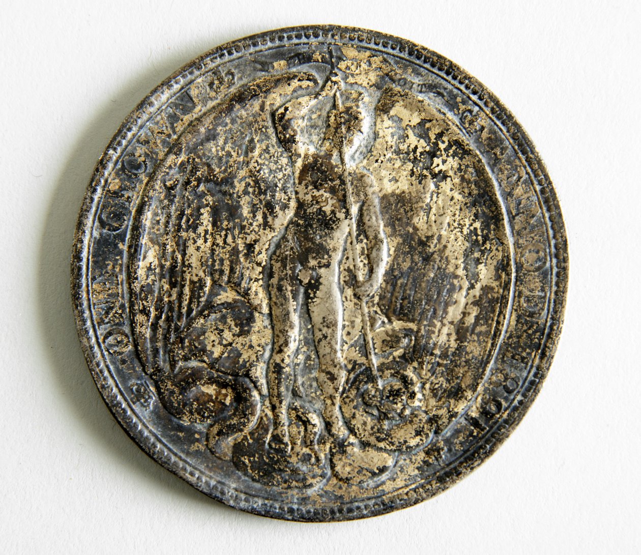 Figura zabijająca węża, jedna korona autorstwa George James Frampton