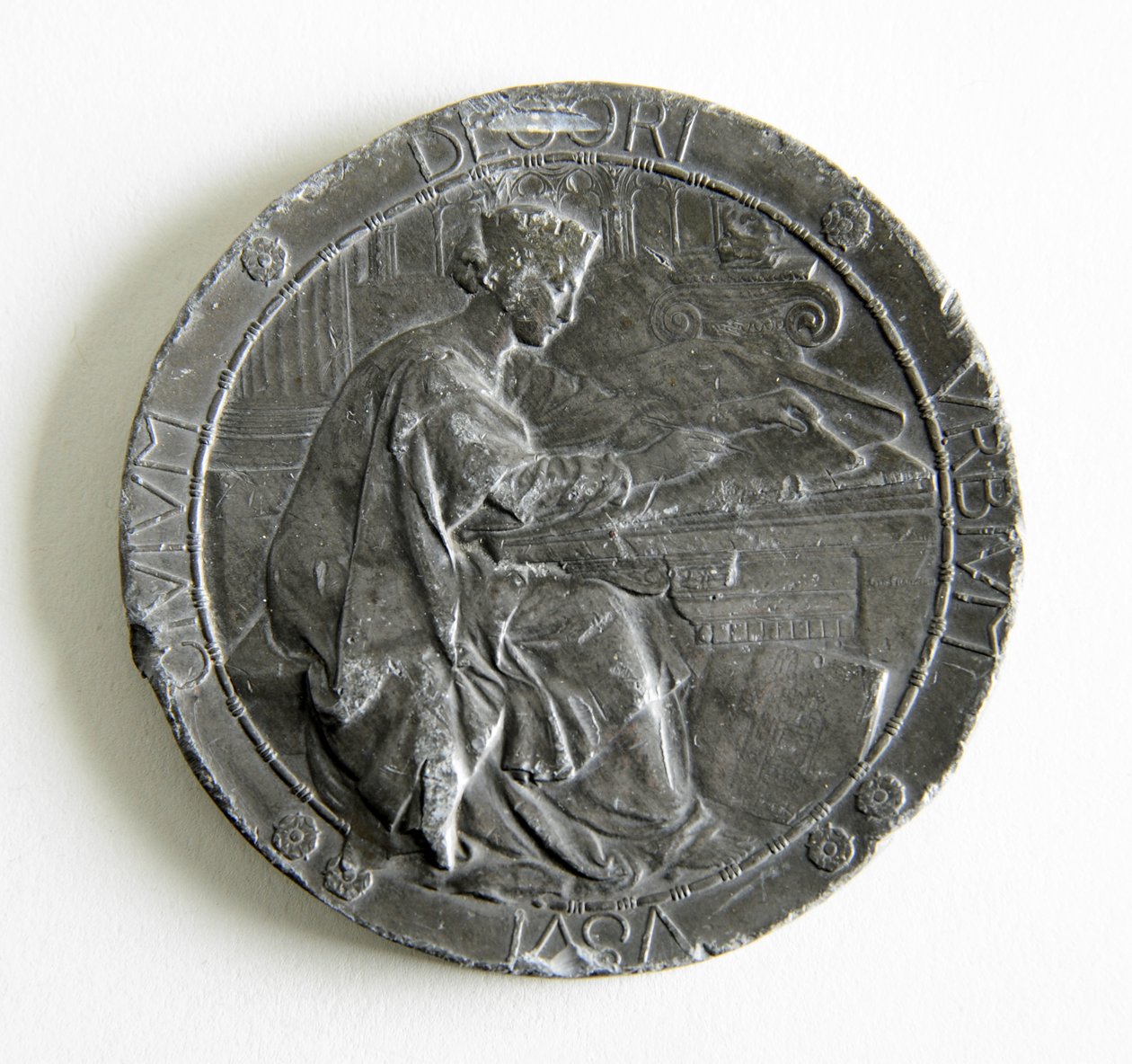Medal Królewskiego Instytutu Architektów Brytyjskich przyznany za esej i zmierzony rysunek, 1907 autorstwa George James Frampton