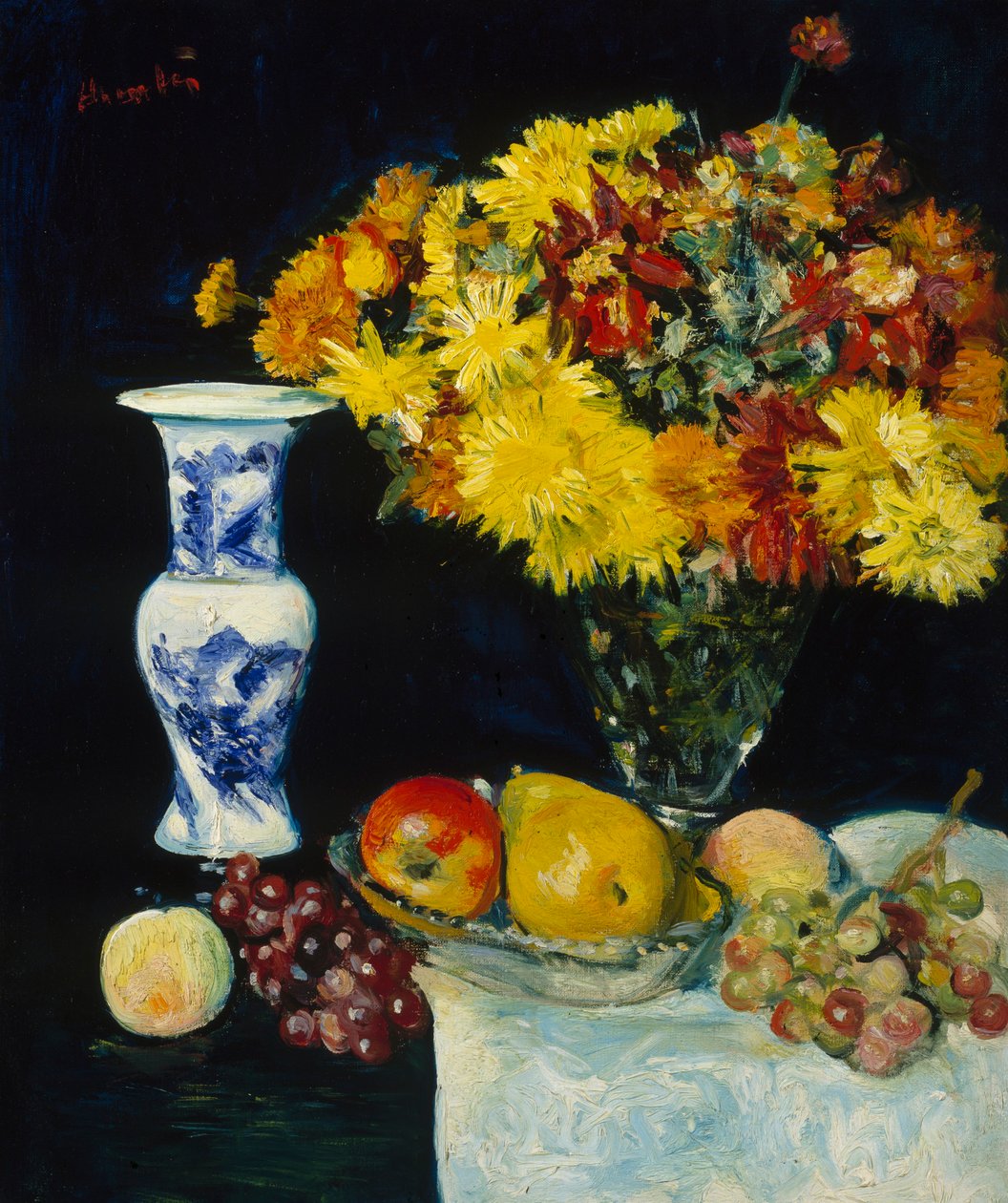 Kwiaty w wazonie i owocach, ok. 1897-1931 (olej na płótnie) autorstwa George Leslie Hunter