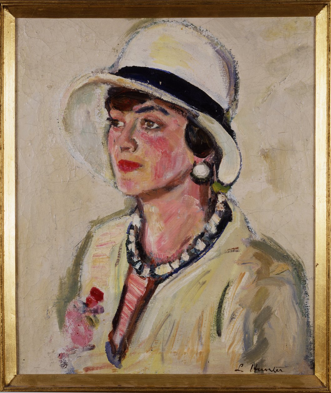 Biały kapelusz autorstwa George Leslie Hunter
