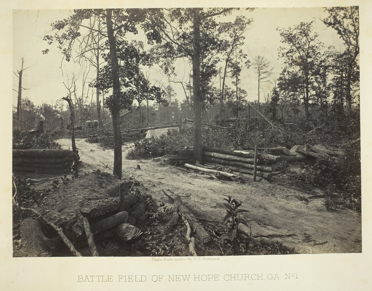 Pole bitwy kościoła New Hope, GA, nr 1, 1866. autorstwa George N. Barnard