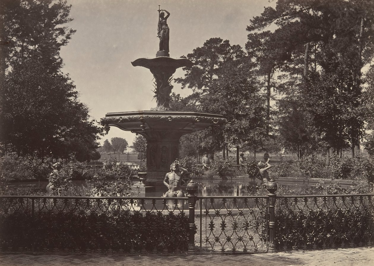 Fontanna, Savannah, Georgia, lata 60. XIX wieku. autorstwa George N. Barnard