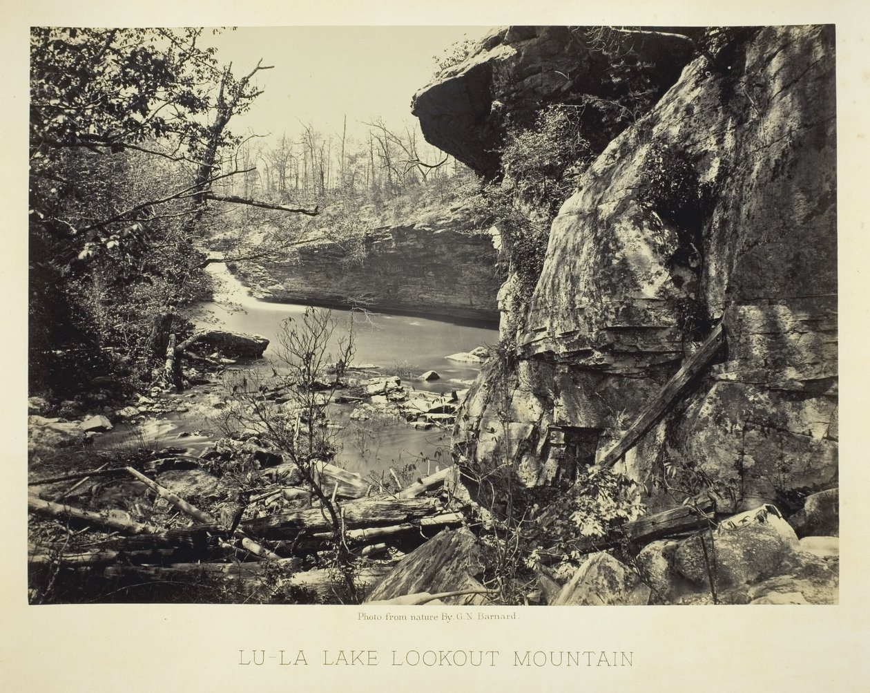 Lu-La Lake Lookout Mountain autorstwa George N. Barnard
