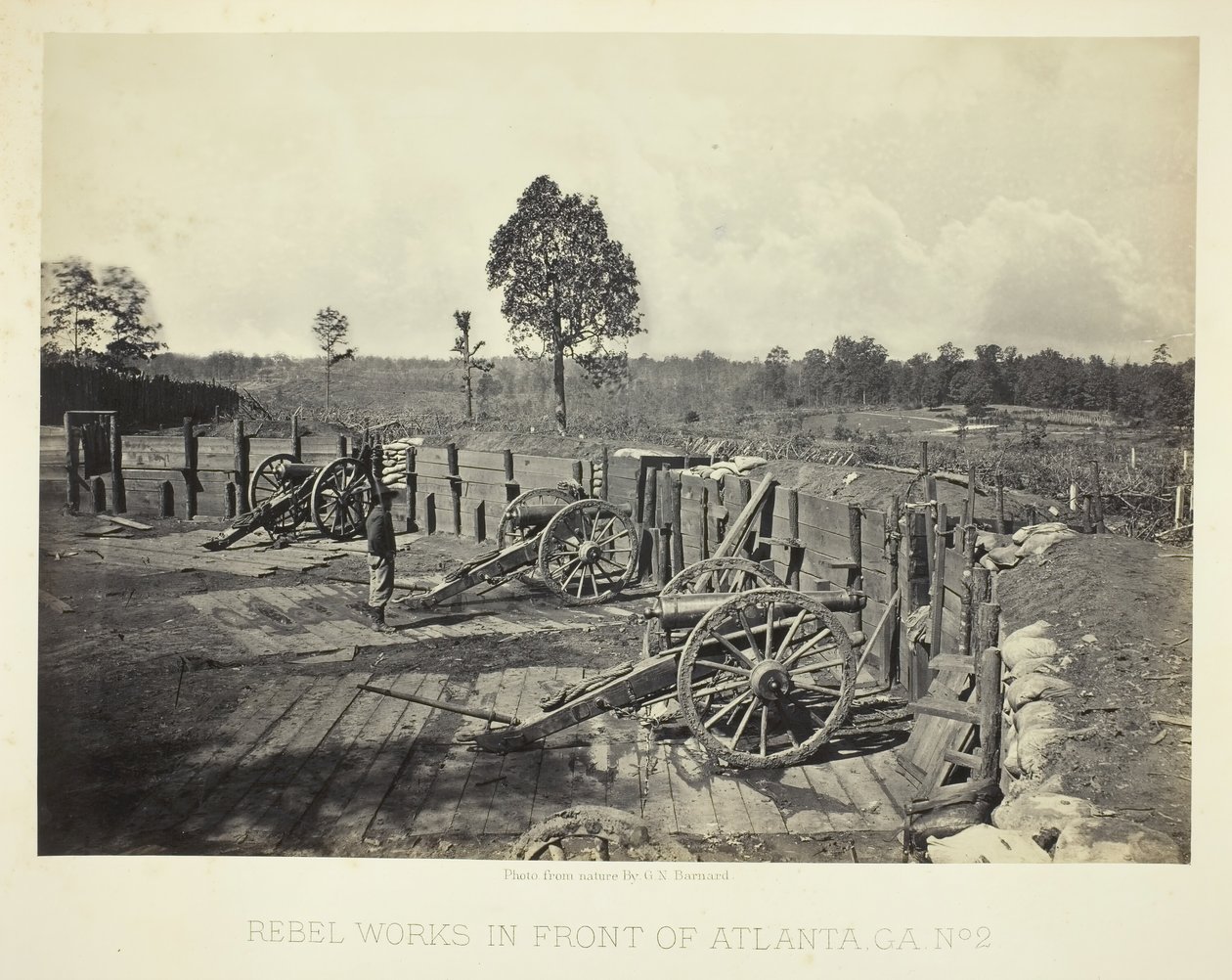 Rebel Works przed Atlantą, GA, nr 2, 1864. autorstwa George N. Barnard