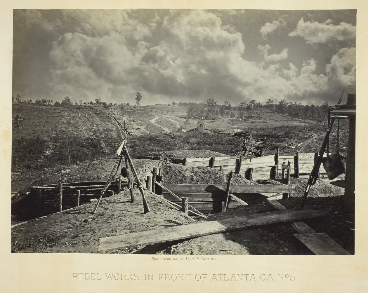 Rebel Works przed Atlantą, GA, nr 5, 1864. autorstwa George N. Barnard