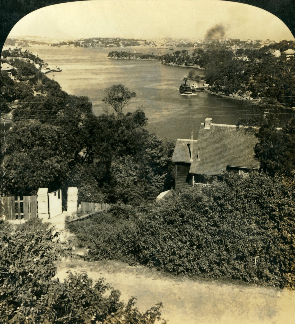 Zatoka Mosmans, Sydney, Australia, ok. 1909. autorstwa George Rose