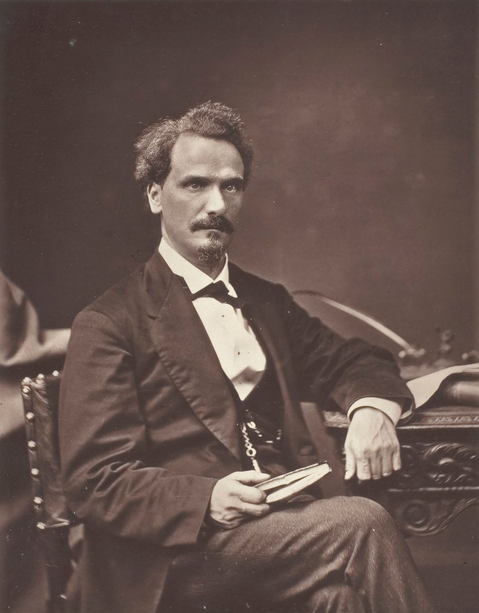 Henri-Victor de Rochefort-Luçay, [francuski polityk i autor], ok. 201 1880. autorstwa Georges Melandri