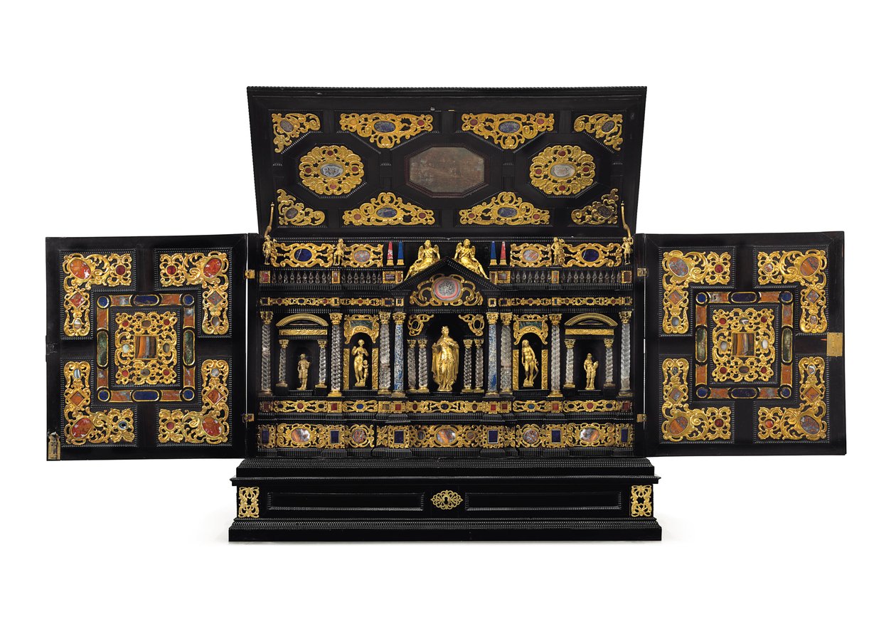 Pozłacany metal augsburski, kryształ górski i pierre w oprawie z hebanu, kingwood i ebonized, ok. 1630-40 autorstwa German School