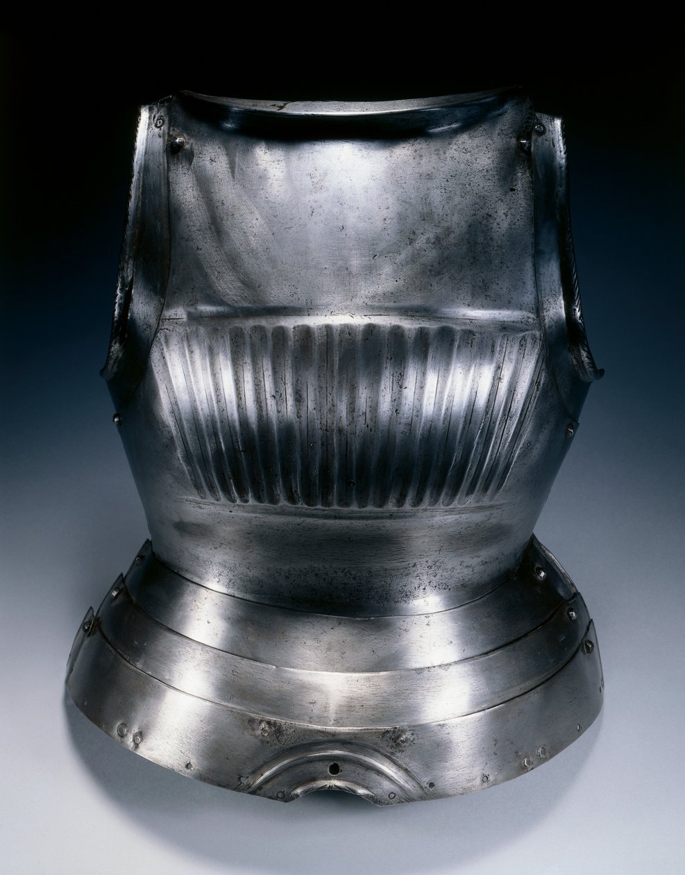 Napierśnik w stylu Maksymiliana, ok. 1510-30 autorstwa German School