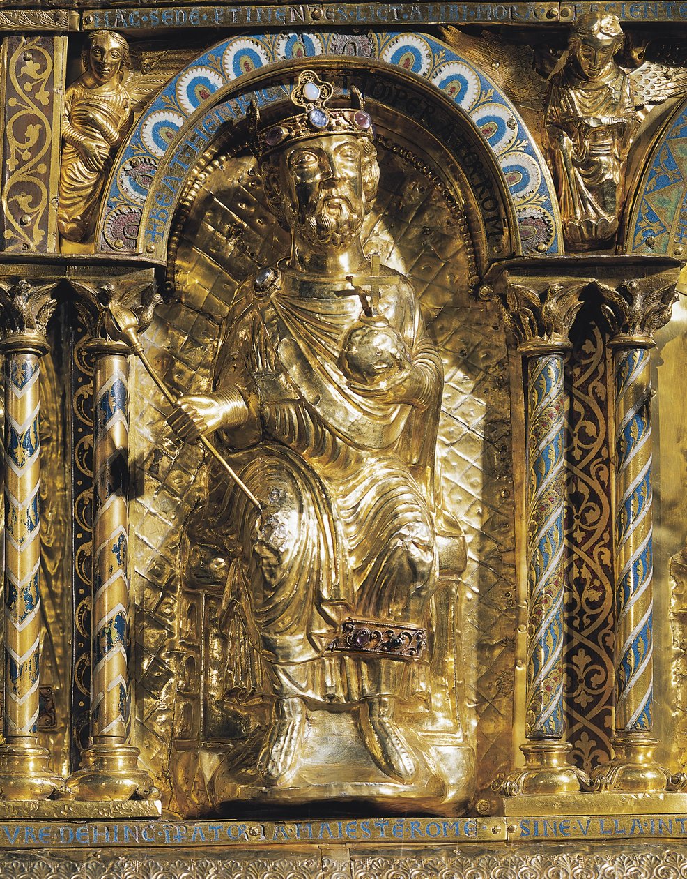 Henryk II (973-1024 znany również jako św. Henryk, cesarz rzymski, fragment z sanktuarium cesarza Karola Wielkiego (742-814) 1215 (złoto i emalia champleve) autorstwa German School