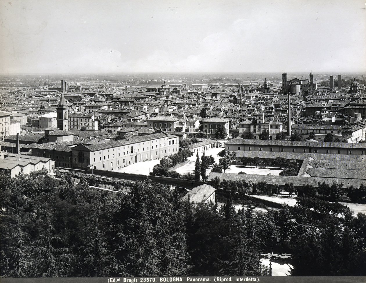 Panoramiczny widok na Bolonię z fabrykami i placem. autorstwa Giacomo Brogi