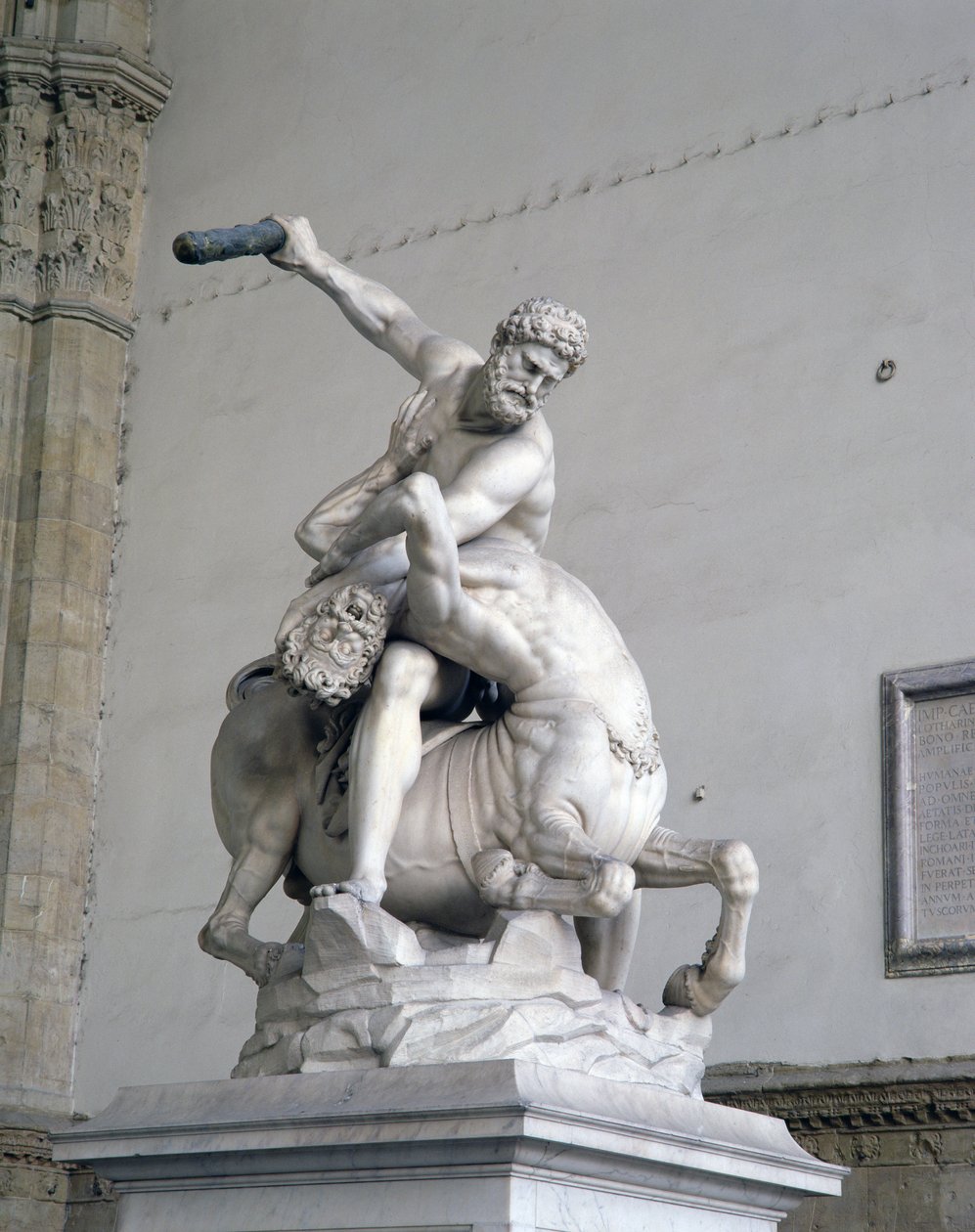 Herkules zabija centaur (marmur) (patrz także 353892 i 94) autorstwa Giambologna