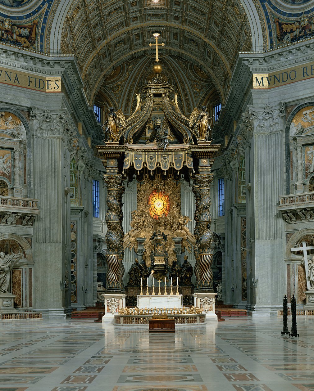 Baldacchino, ołtarz główny i katedra św. Piotra autorstwa Gian Lorenzo Bernini