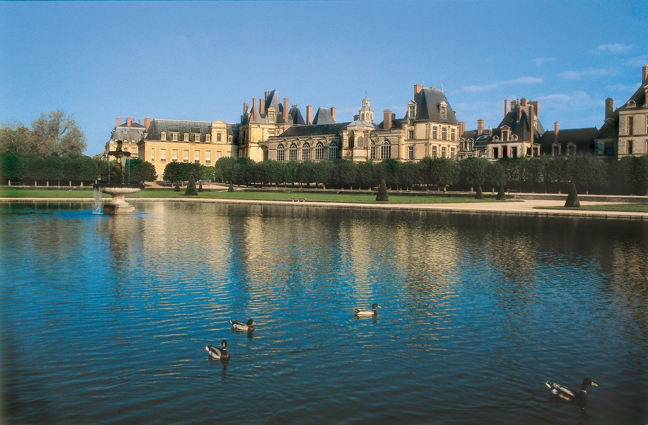 Zamek Fontainebleau w Sekwanie i Marnie (Seine-et-Marne), Francja. Architektura autorstwa Gillesa Le Bretona (ok autorstwa Gilles and Delorme Philibert Le Breton