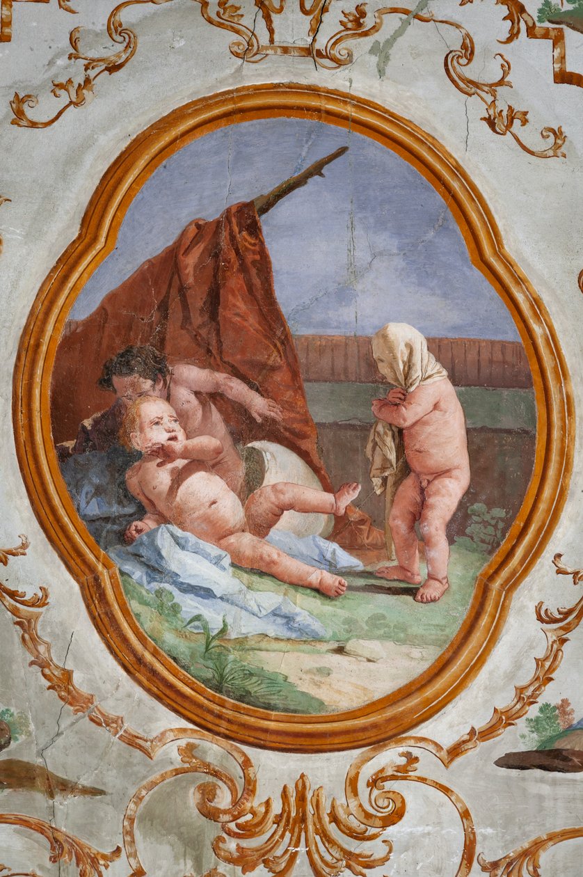 Kwatery Gościnne, Pokój Putti, medalion z puttami: "Przebranie" autorstwa Giovanni Battista Tiepolo