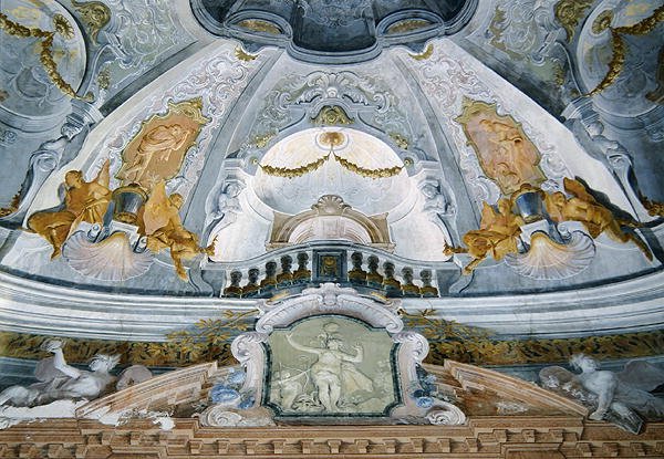 Trompe loeil, z sufitu sali balowej autorstwa Giovanni Battista Crosato