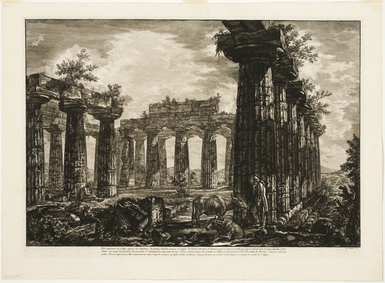 Widok wnętrza tak zwanego College des Anfictions, z różnych widoków Paestum autorstwa Giovanni Battista Piranesi