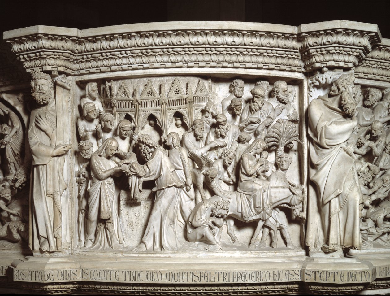 Detal płaskorzeźb Krzesła zrealizowanych przez Giovanniego Pisano (1248-1314): przedstawienie Jezusa w świątyni i ucieczka do Egiptu (Detal płaskorzeźby marmurowej ambony) 1302-1311 Katedra w Pizie (Duomo di Pisa) , Włochy autorstwa Giovanni Pisano