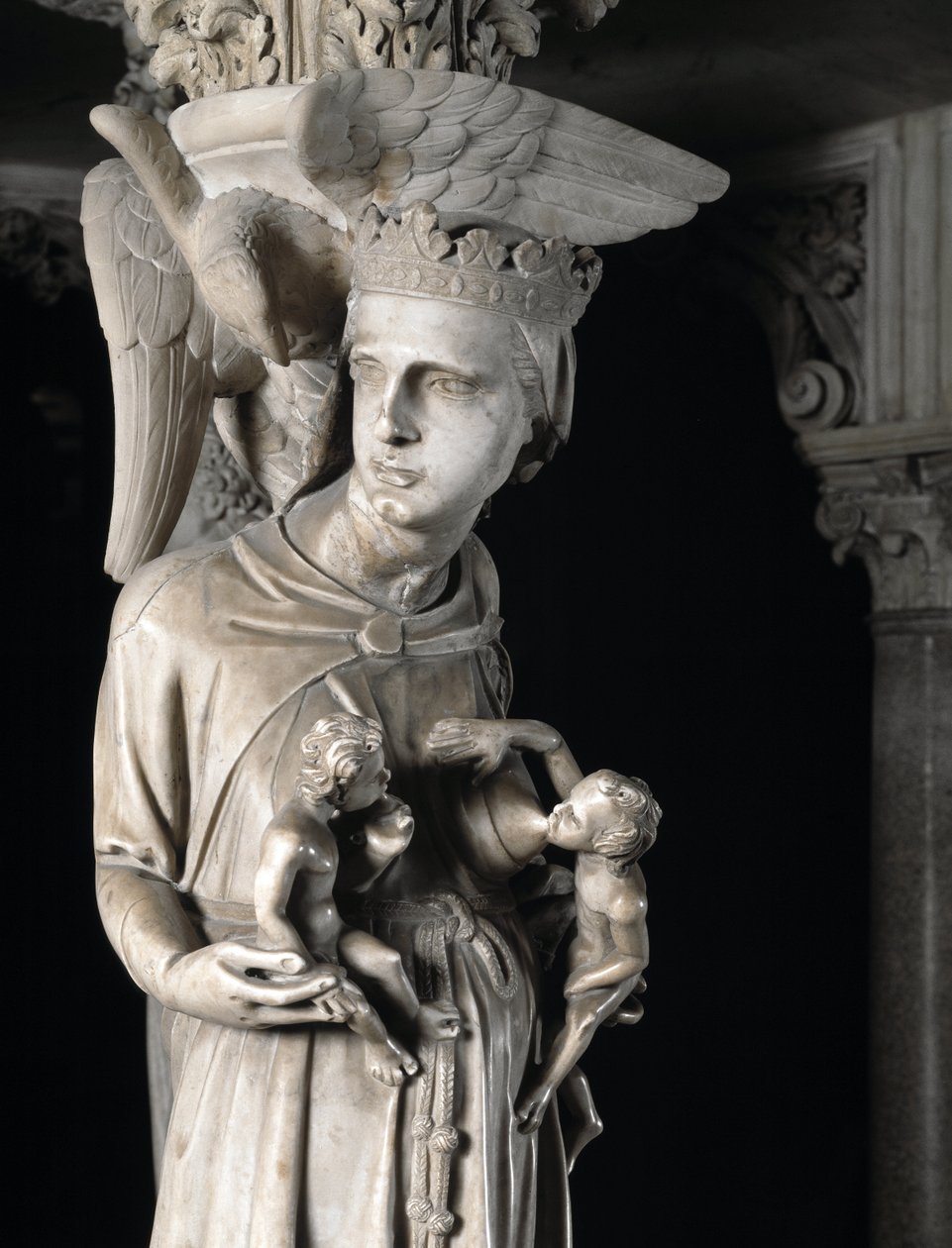 Fragment rzeźbionych grup podtrzymujących Krzesło zrealizowanych przez Giovanniego Pisano (1248-1314): Kościół karmi swoje dzieci (Szczegół rzeźb podtrzymujących marmurową ambonę, Kościół karmi swoje dzieci) 1302-1311 Cathedrale de Pisa (Duomo di Pis autorstwa Giovanni Pisano