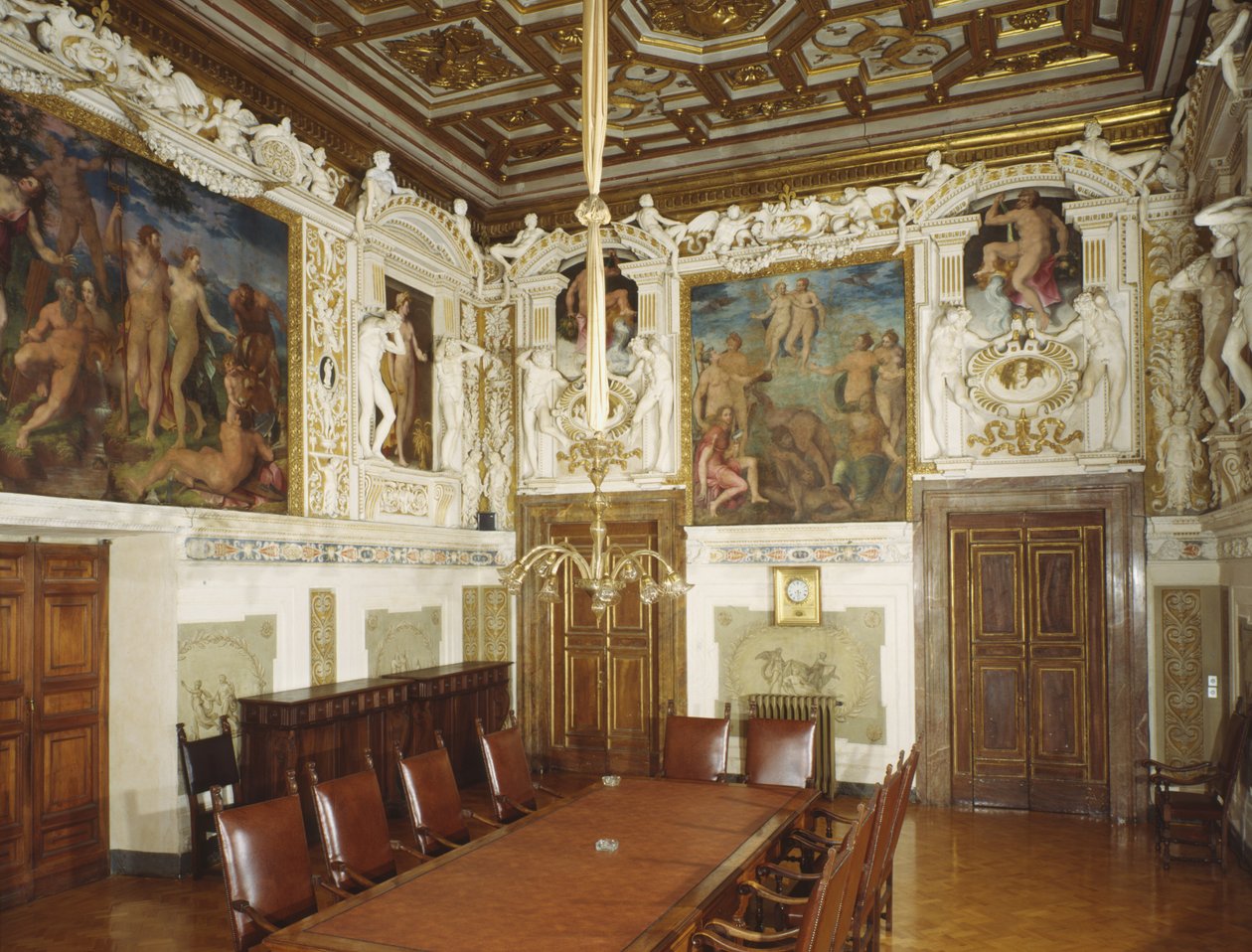 Sala Czterech Pór Roku autorstwa Giulio Mazzoni