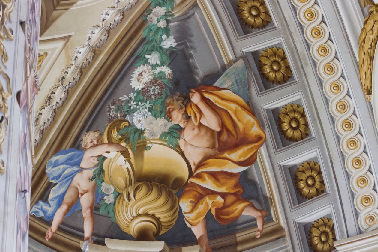 Skrzydlate efeby, centralna sala z freskami Domenico i Giuseppe Valeriani, rezydencja myśliwska, Filippo Juvarra (1678-1736), Stupinigi, Piemont, Włochy autorstwa Giuseppe and Valeriani Domenico Valeriani