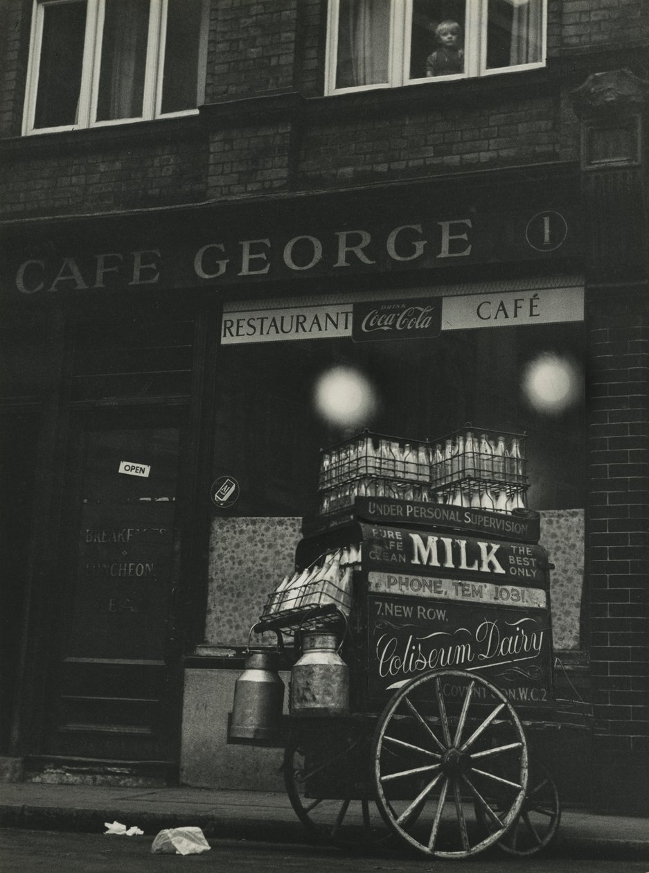 Londyńska scena uliczna 1950 autorstwa Godfrey Macdominic