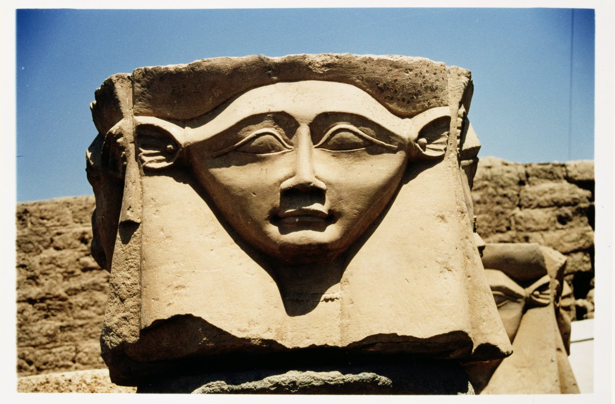 Głowa Hathor z kolumny, ok. 125 r. p.n.e.-60 r. n.e. autorstwa Greco Roman