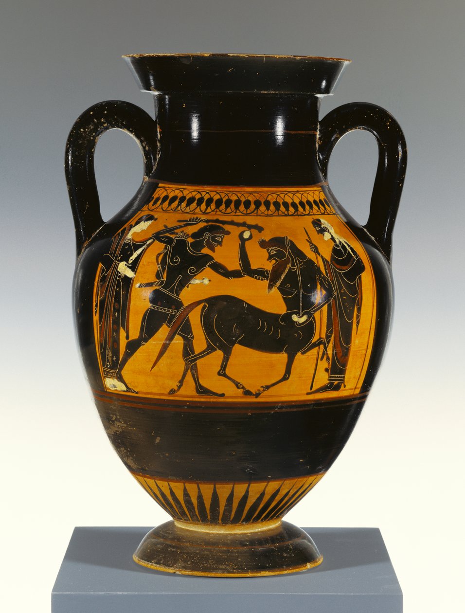 Ateński Attic czarna-figura-amfora typu B z Heraklesem atakującym centaur, 530-20 pne (terakota) autorstwa Greek