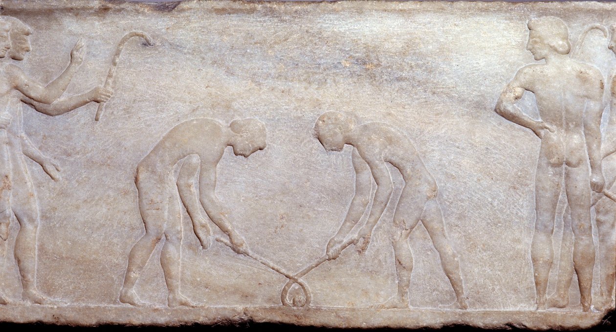 Sztuka starożytnej Grecji: Gra w piłkę z lacrosse (zasada współczesnego hokeja). Rzeźba płaskorzeźby. Muzeum Archeologiczne w Atenach autorstwa Greek