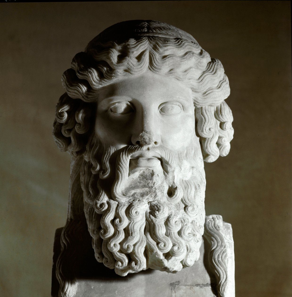 Popiersie greckiego filozofa Platona (428-348 pne) Rzeźba marmurowa, Rzym, musei capitolini autorstwa Greek or Roman