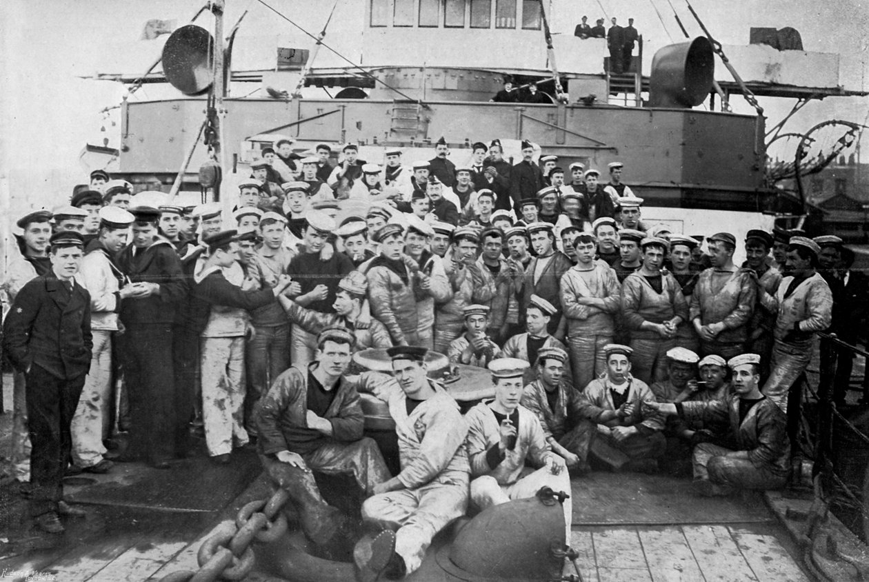 Ocena maszynowni na pokładzie HMS Majestic, 1896. autorstwa Gregory and Co