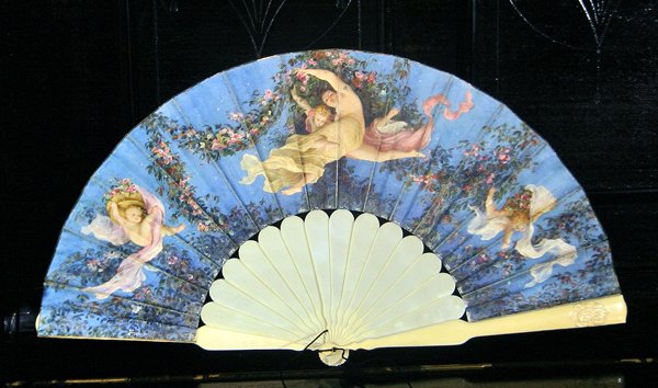 Wachlarz namalowany dla Louise Bary, żony Charlesa Garniera autorstwa Gustave Clarence Rodolphe Boulanger
