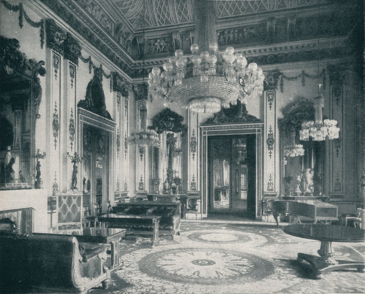 Biały Salonik w Pałacu Buckingham, c1899, 1901 autorstwa HN King