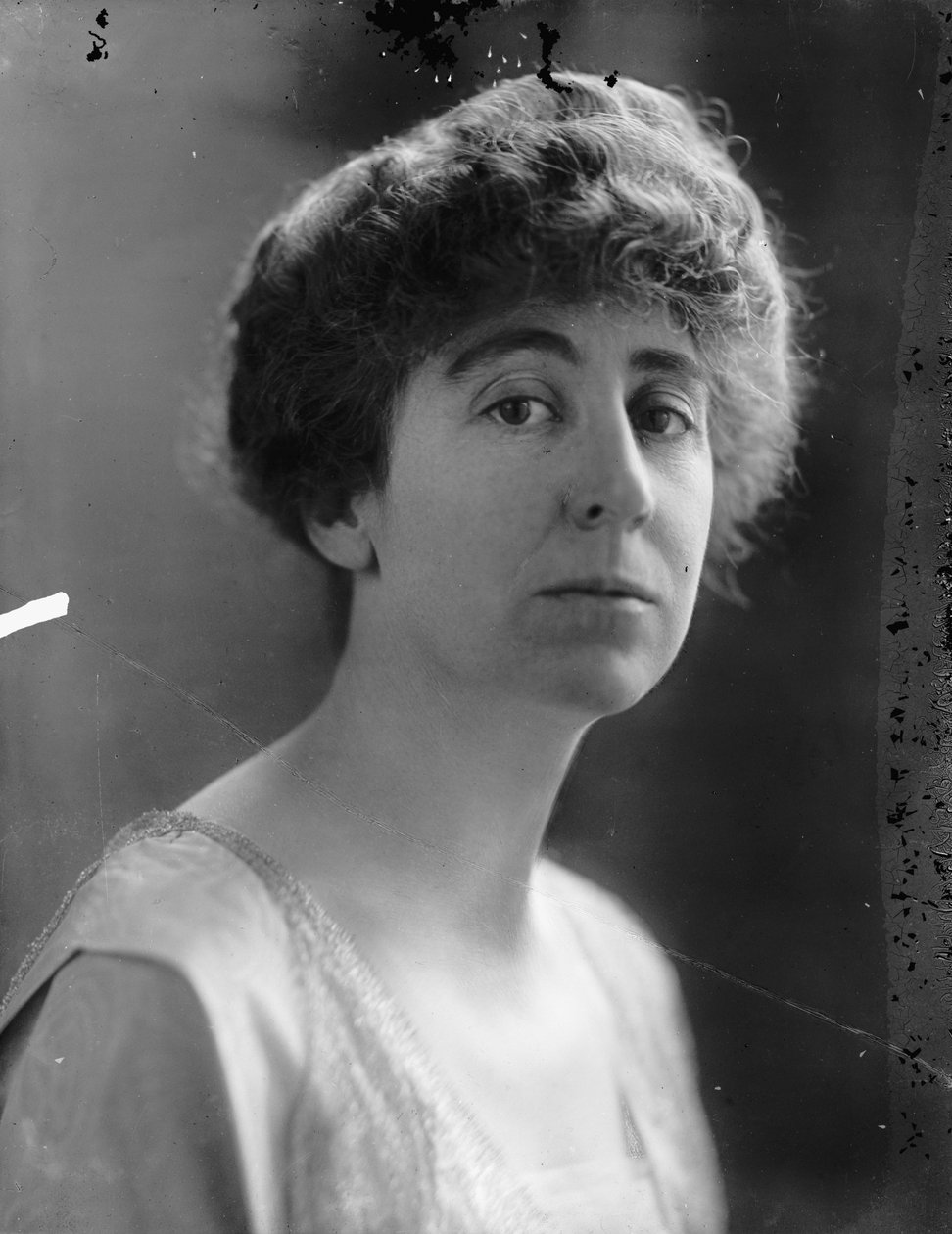 Jeanette Rankin, ok. 1917 r. (zdjęcie czarno-białe) autorstwa Harris & Ewing