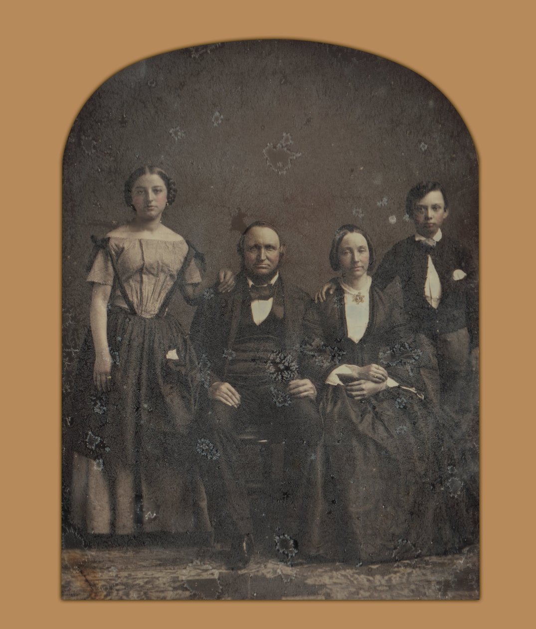 Grupowy portret niezidentyfikowanej rodziny autorstwa Harrison and Hill