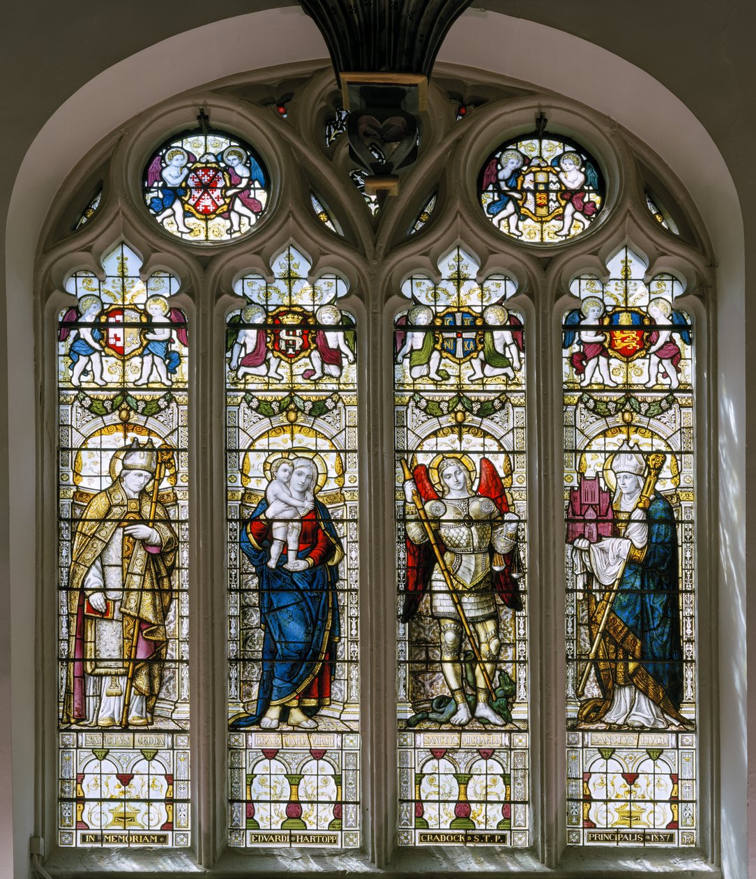 Oxford, Brasenose College Chapel, James Powell & Sons, Harry Ellis Wooldridge, St Cedda, Madonna & Chils, St Michael, St Hugh autorstwa Harry Ellis Wooldridge